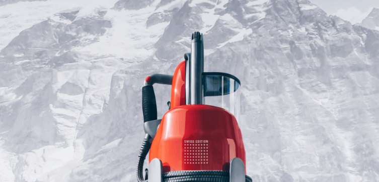 
  Laurastar has embodied Swiss expertise for over 40 years. A mountain in the background, showing the brand's expertise in creating high-quality products.
  